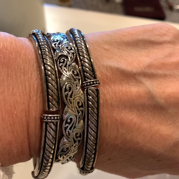 Stretch bangle bracelets - Picture 2 of 2